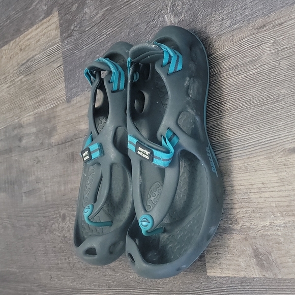 Bundle of 2 pair Earth aquatix - Picture 6 of 7
